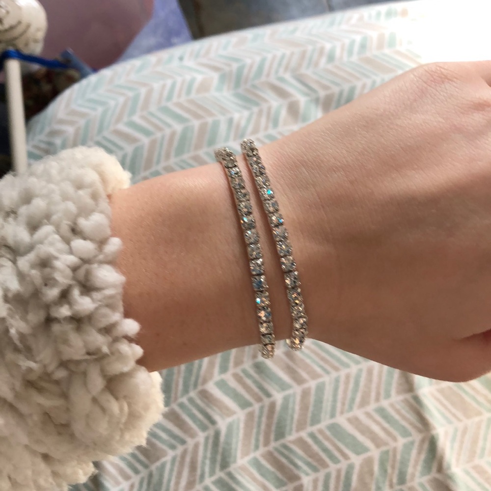 Two bracelets. - Picture 2 of 3